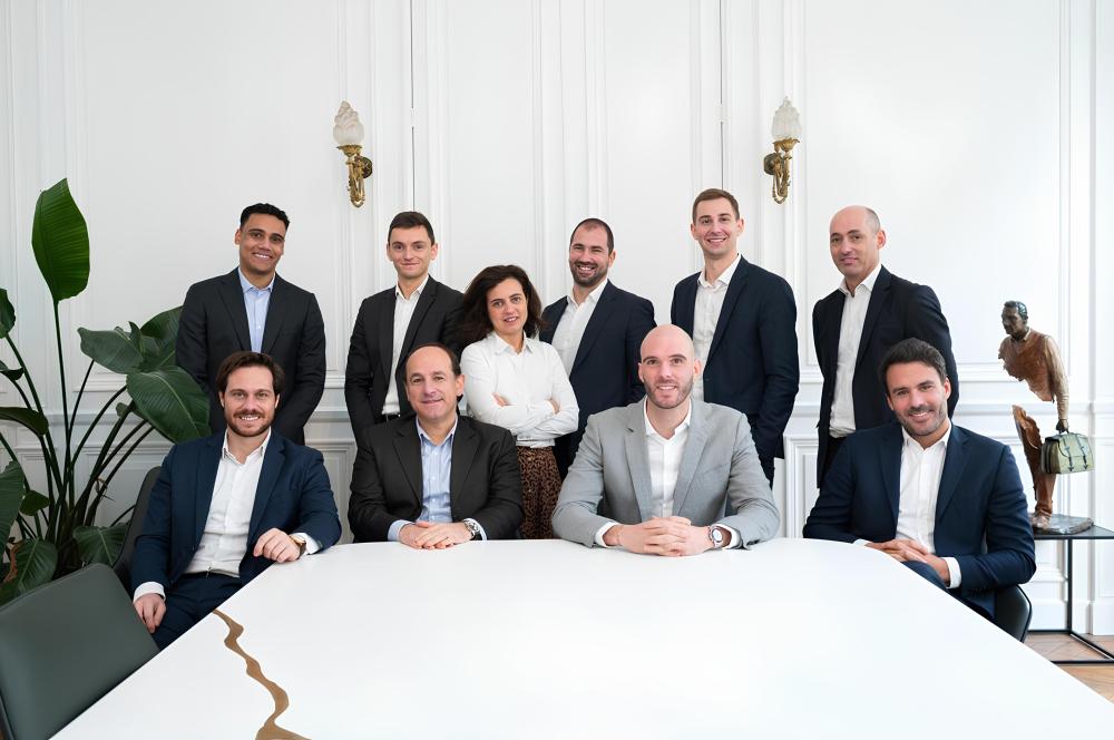 thumbnail_Portraits-Pro-Ama-Partners-17-déc-2024-Photographe-Marine-Monteils-010-HD